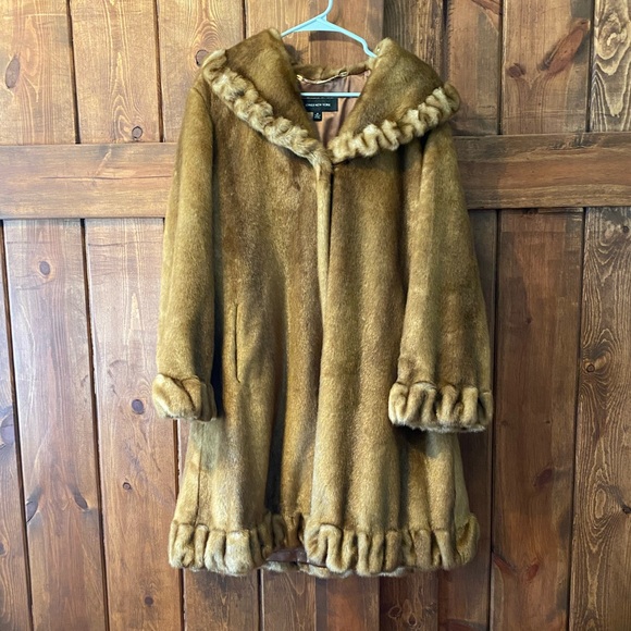 Jones New York Jackets & Blazers - Luxurious Jones New York Faux Fur Coat with Ruffle Trim